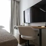 아파트 Azulis Tigellio 2 - Spacious & Renovated 2br, Old Town *