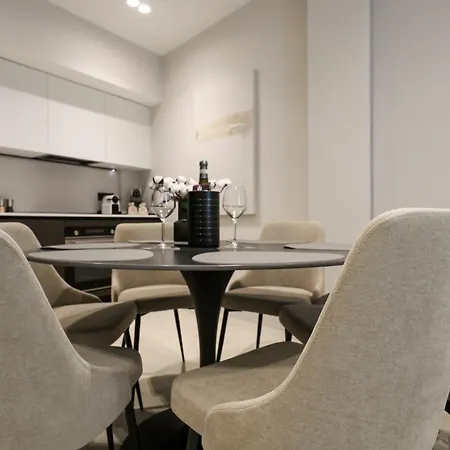 Spacious & Luxurious - Fully Renovated & Equipped 2br - Historical Centre Ольбия