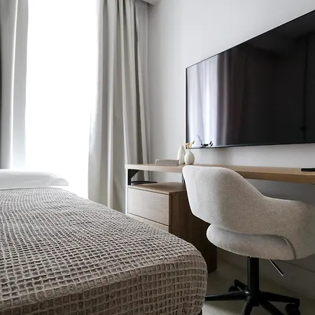 Azulis Tigellio 2 - Spacious & Renovated 2br, Old Town * Olbia
